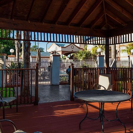 Best Western Plus Houston Atascocita Inn & Suites Humble Buitenkant foto