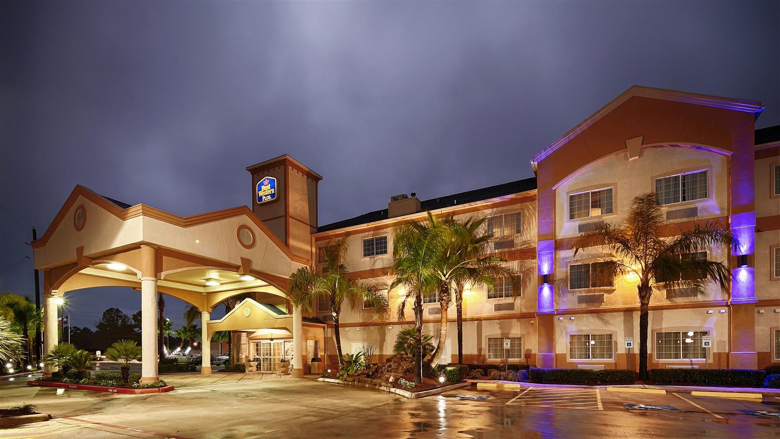 Best Western Plus Houston Atascocita Inn & Suites Humble Buitenkant foto